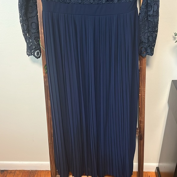 Dainty Jewells L Navy Maxi Stroll at The Manor Dress - Picture 4 of 7
